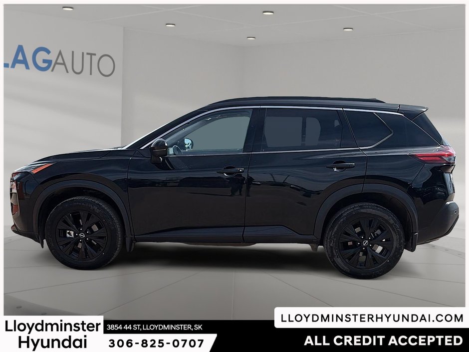 2023 Nissan Rogue SV Midnight Edition-9
