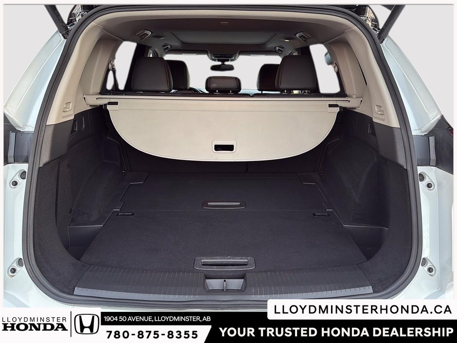 2025 Nissan Rogue Platinum-7