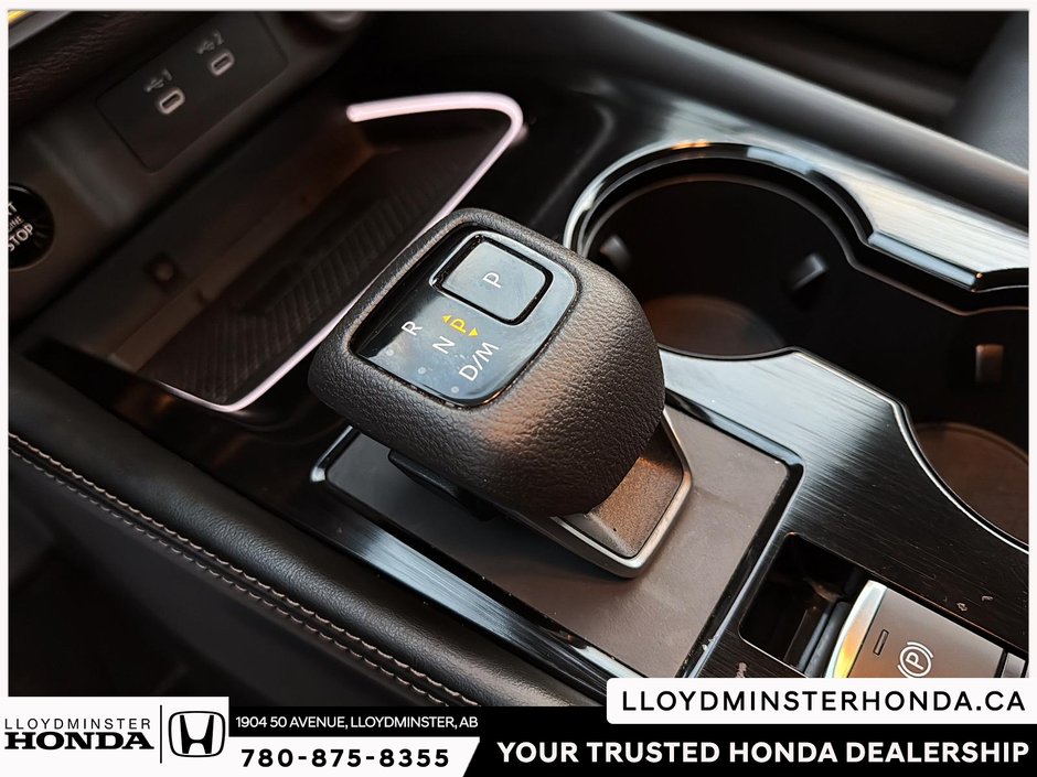 2025 Nissan Rogue Platinum-18