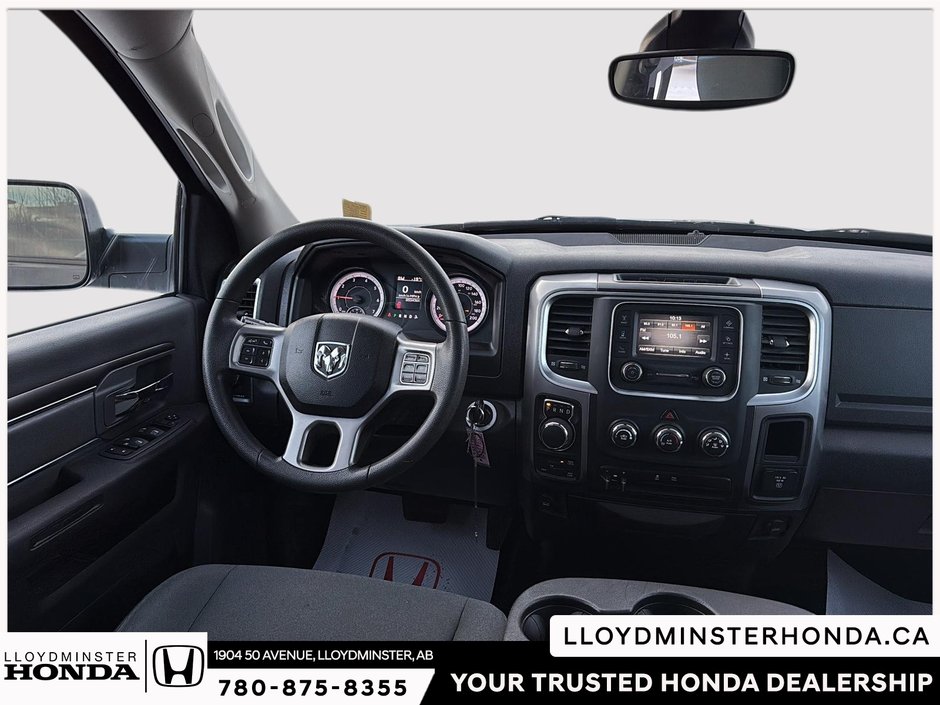 2023 Ram 1500 Classic SLT-15