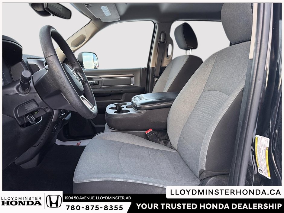 2023 Ram 1500 Classic SLT-9