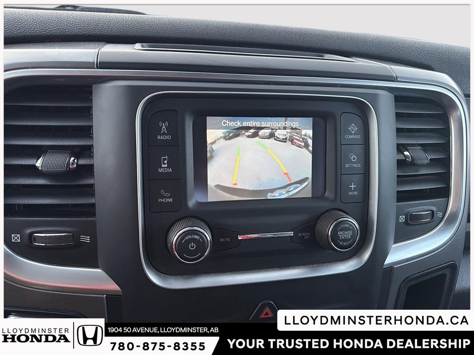 2023 Ram 1500 Classic SLT-21