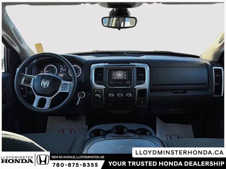 2023 Ram 1500 Classic SLT-18