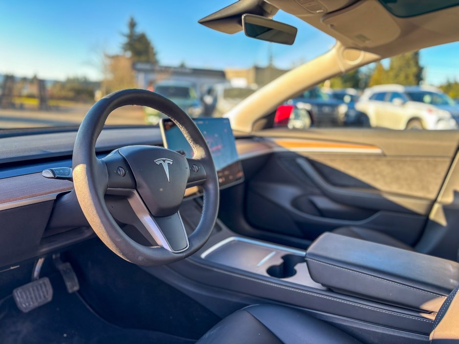 2023 Tesla MODEL 3 Long Range-13