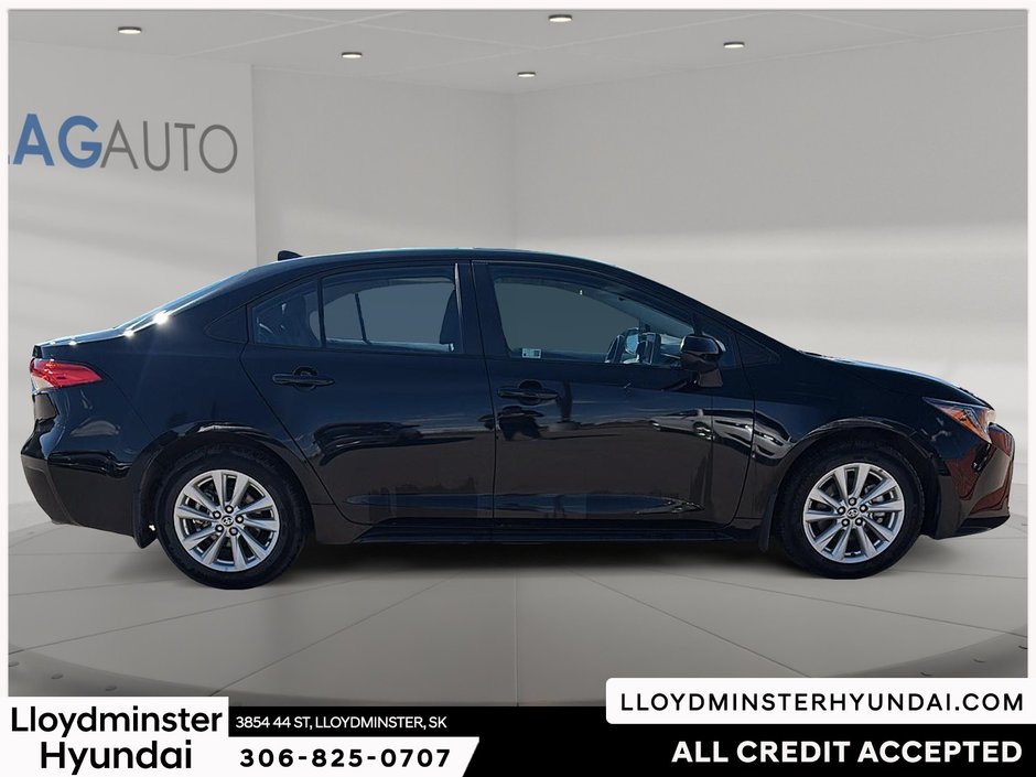 2024 Toyota Corolla LE-6