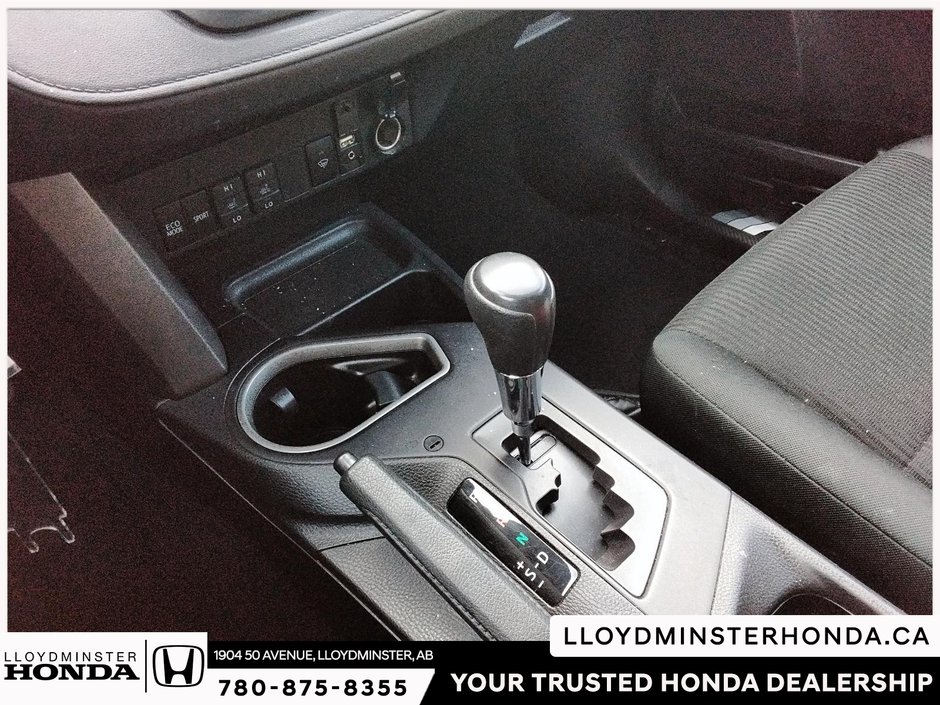 2018 Toyota RAV4 LE-18