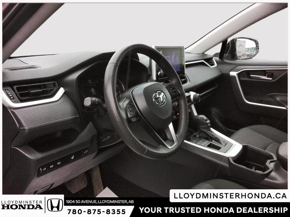 2024 Toyota RAV4 XLE-15