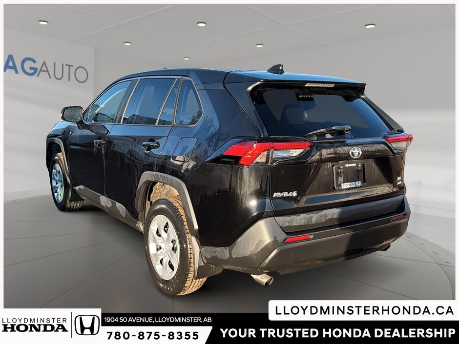 2025 Toyota RAV4 LE-3