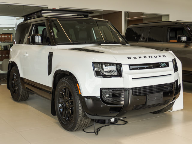 2023 Land Rover Defender 90 P400 X-Dynamic SE in Ajax, Ontario at Lakeridge Auto Gallery