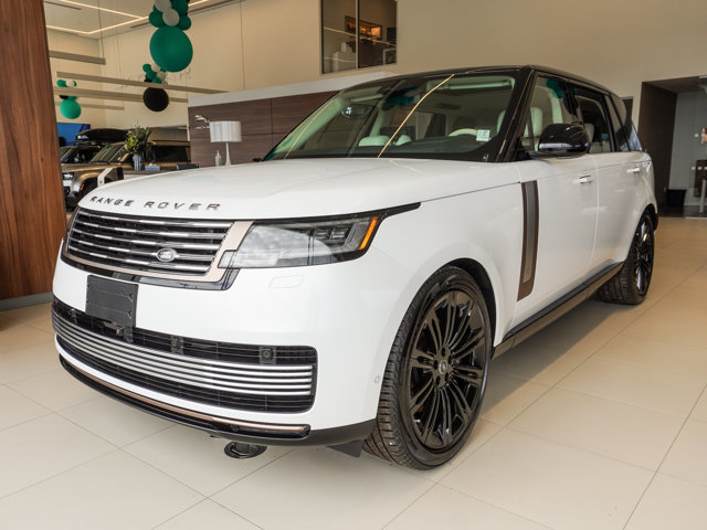 2024 Land Rover Range Rover P615 SV LWB in Ajax, Ontario at Lakeridge Auto Gallery - w940px