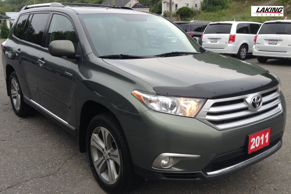 Laking Toyota | 2011 Toyota Highlander Limited AWD NAVIGATION 3rd ROW SEATING | #22250A