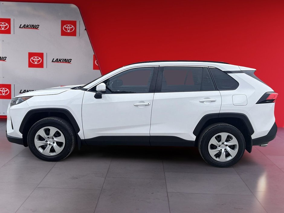 Toyota RAV4 LE AWD 2021-2