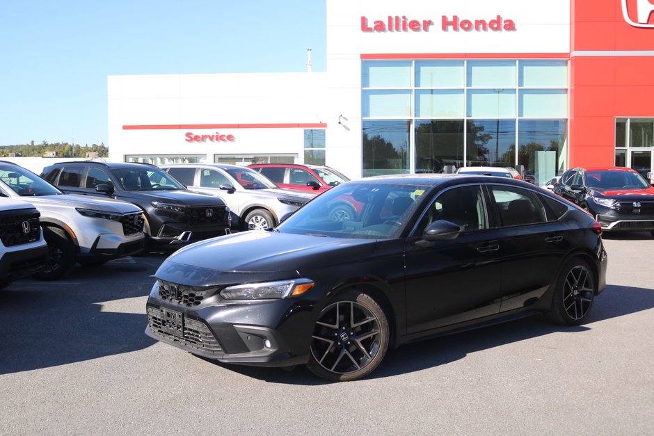 Honda Civic Hatchback Sport Touring 2023 à Montréal, Québec
