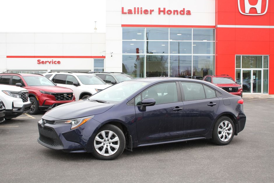 Toyota Corolla LE 2020 à Montréal, Québec