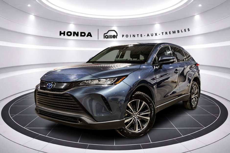 2024 Toyota Venza LE AWD in Montréal, Quebec
