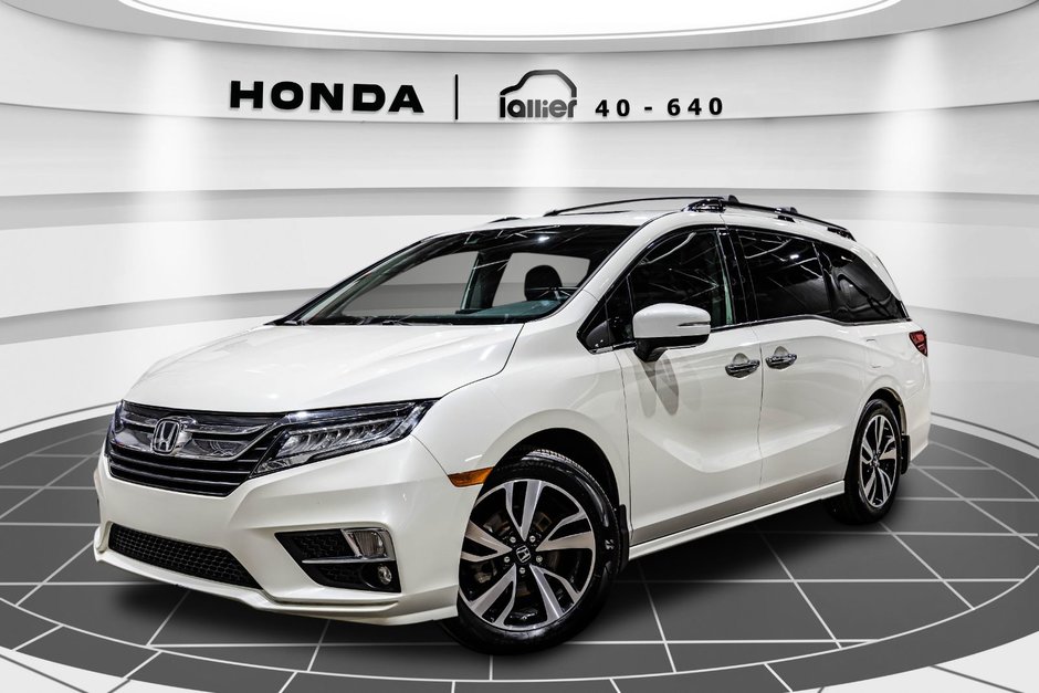 2018 Honda Odyssey Touring in Lachenaie, Quebec
