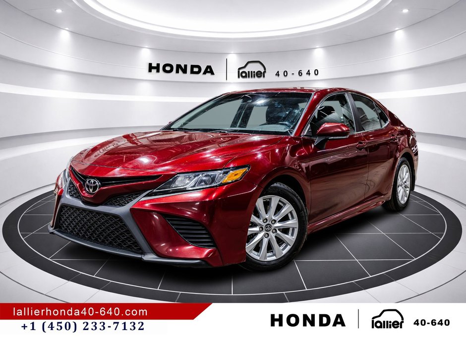 Toyota Camry SE 2018 à Montréal, Québec
