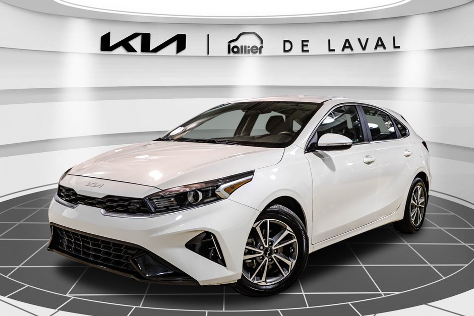 2024 Kia Forte5 EX in Montréal, Quebec