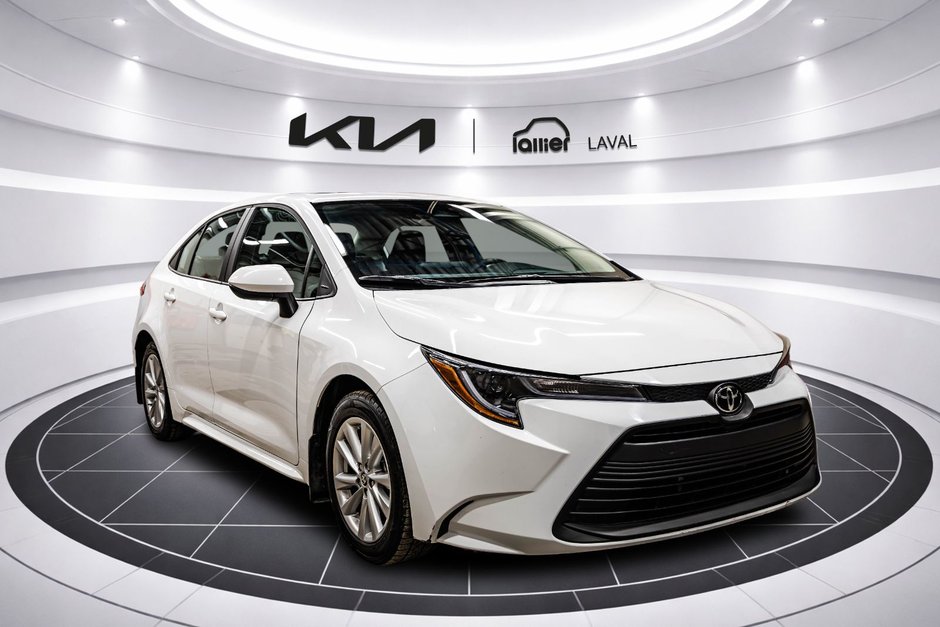 Toyota Corolla LE 2025 à Montréal, Québec