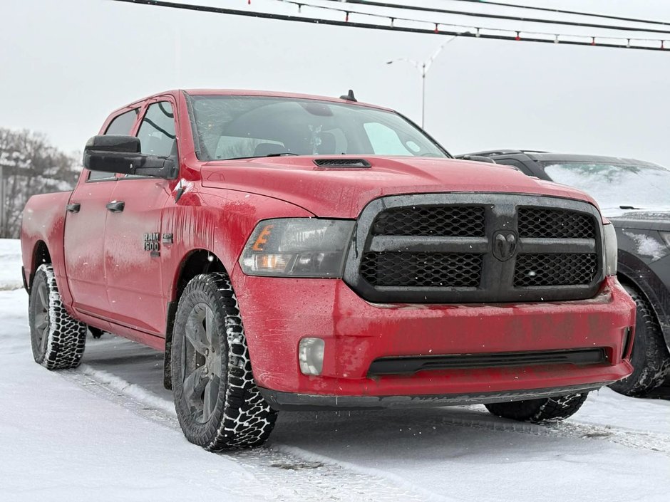 2021 Ram 1500 Classic Express*CREW CAB* in Quebec, Quebec
