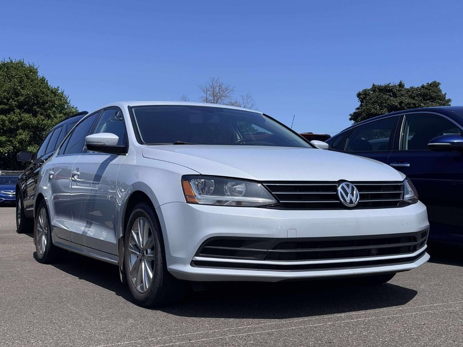 2017 Volkswagen Jetta Wolfsburg Edition*TOIT OUVRANT* in Quebec, Quebec