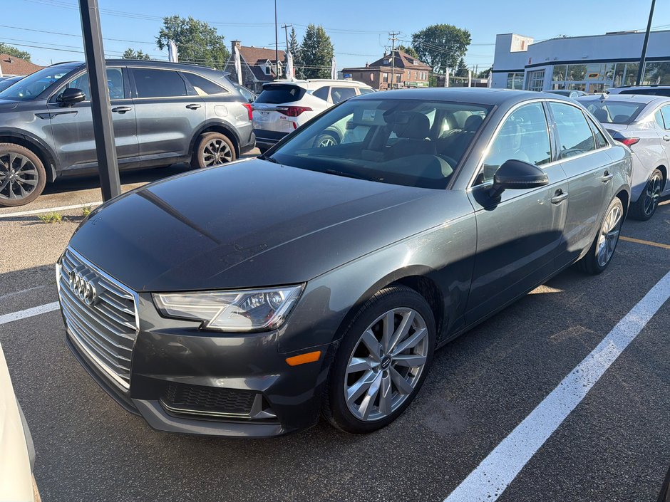 Audi A4 Sedan Komfort 2019 à Montréal, Québec