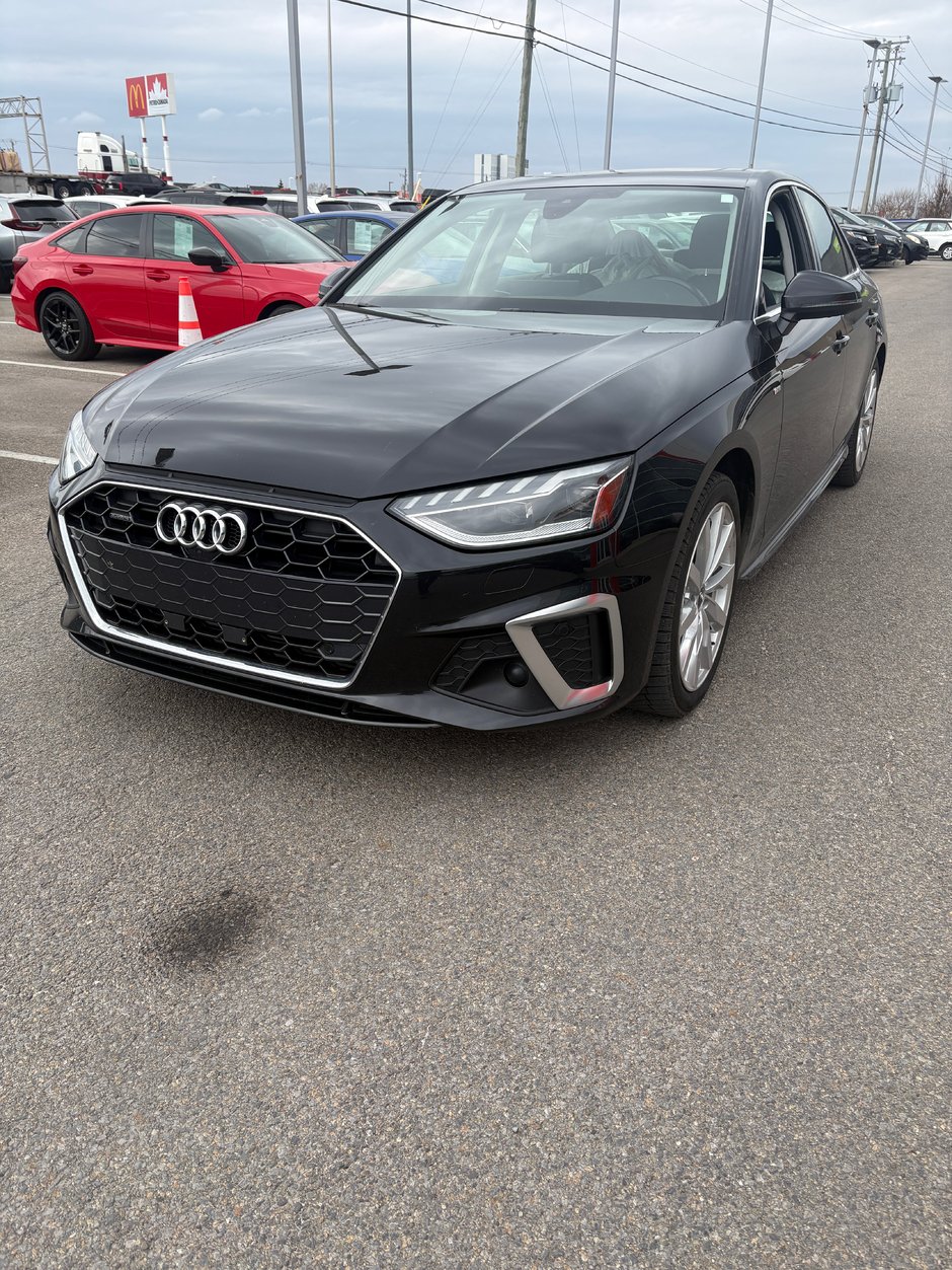 2020 Audi A4 Sedan Technik in Montréal, Quebec