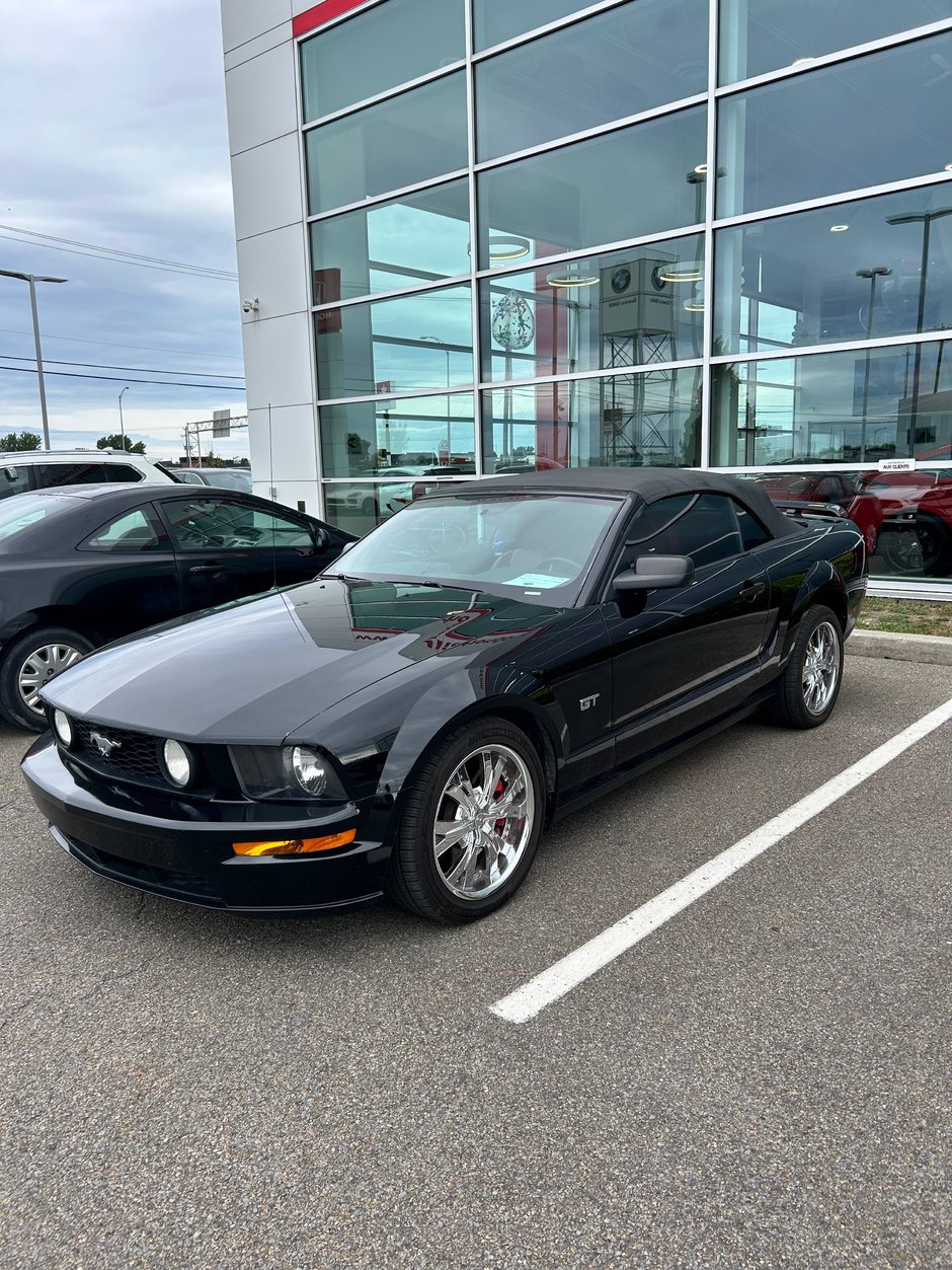 2006 Ford Mustang GT in Montréal, Quebec