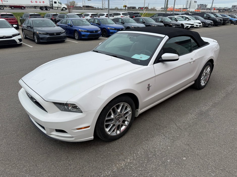Ford Mustang V6 Premium 2013 à Montréal, Québec
