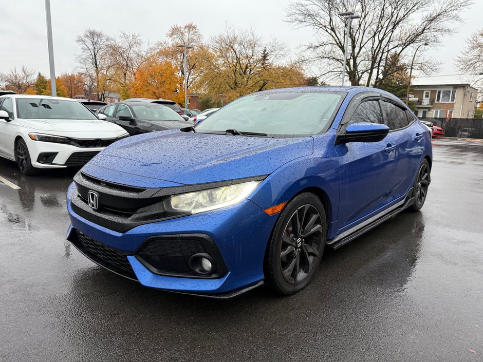 2017 Honda Civic Hatchback Sport in Montreal, Quebec