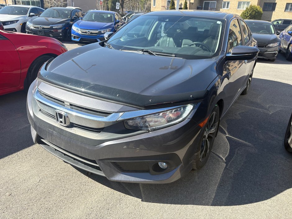 2016 Honda Civic Sedan Touring in Montréal, Quebec