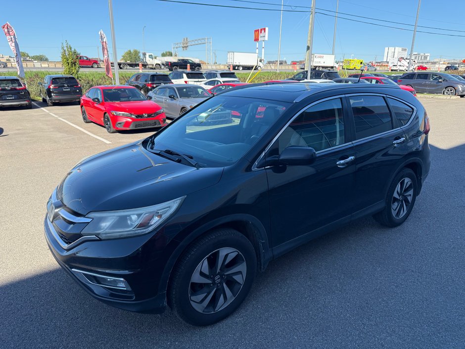 Honda CR-V Touring 2016 à Lachenaie, Québec