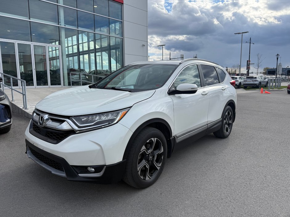 2018 Honda CR-V Touring in Montréal, Quebec