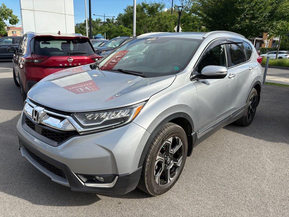 Honda CR-V Touring 2018 à Montréal, Québec