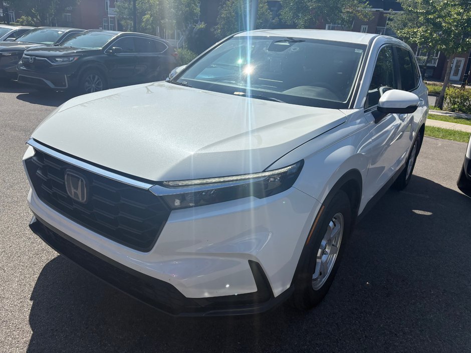 2023 Honda CR-V LX in Montréal, Quebec