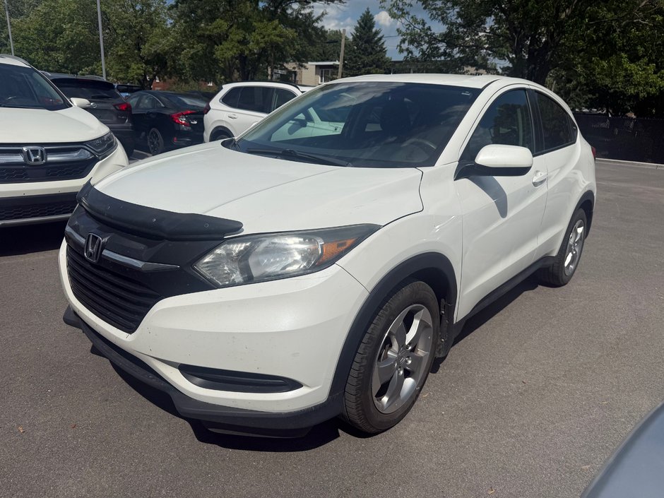 2017 Honda HR-V LX in Montréal, Quebec