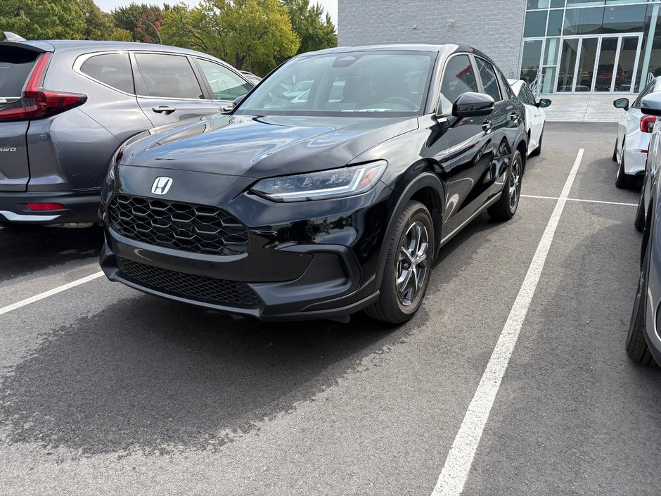 2025 Honda HR-V LX 6 000 KM SEUELEMENT JAMAIS ACCIDENTÉ in Montreal, Quebec