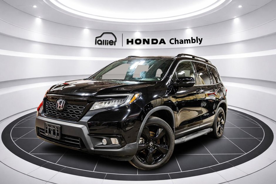 Honda Passport Touring AWD I CUIR I TOIT OUVRANT I CARPLAY I SIEGES CHAUFFANTS I CAMERA I MAGS I DEMARREUR I GPS I 2021 à Montréal, Québec