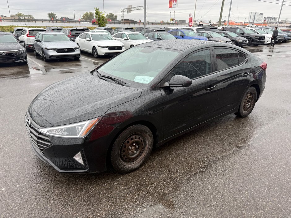 Hyundai Elantra Essential/ UN PROPRIÉTAIRE 2020 à Montréal, Québec