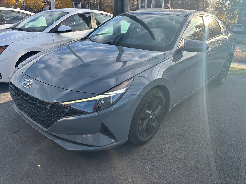 Hyundai Elantra Preferred 2022 à Montréal, Québec