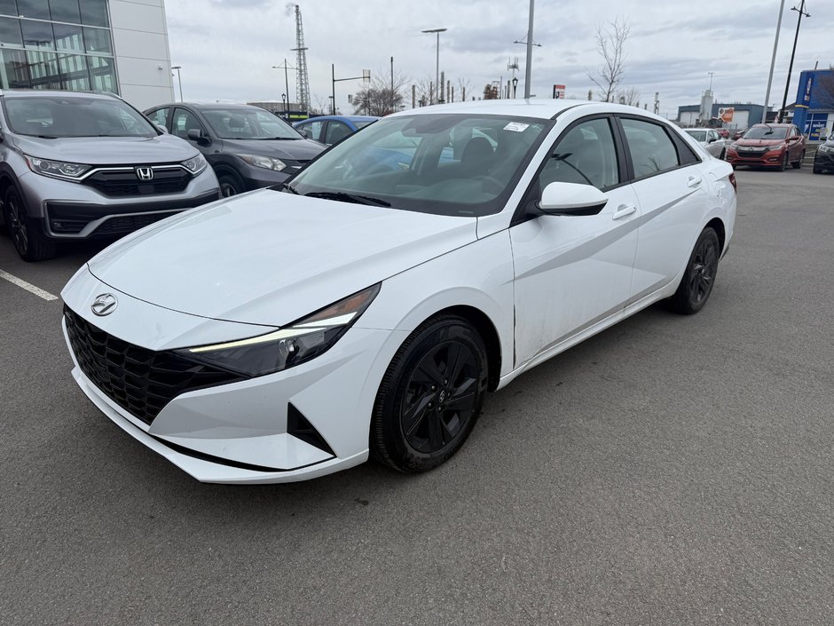 Hyundai Elantra Preferred 2022 à Montréal, Québec