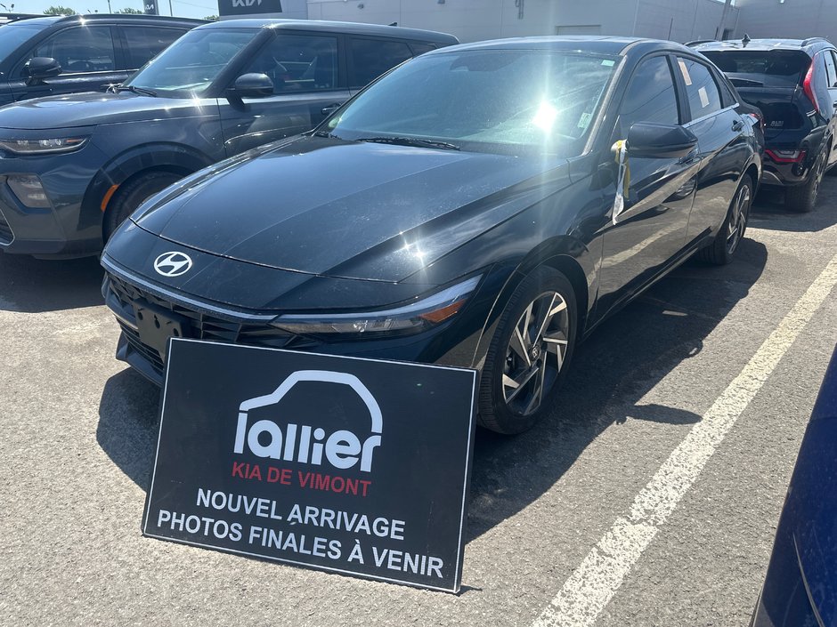 Hyundai Elantra Luxury 2024 à Montréal, Québec