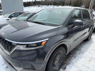 2023 Kia Carnival LX TA in Montréal, Quebec