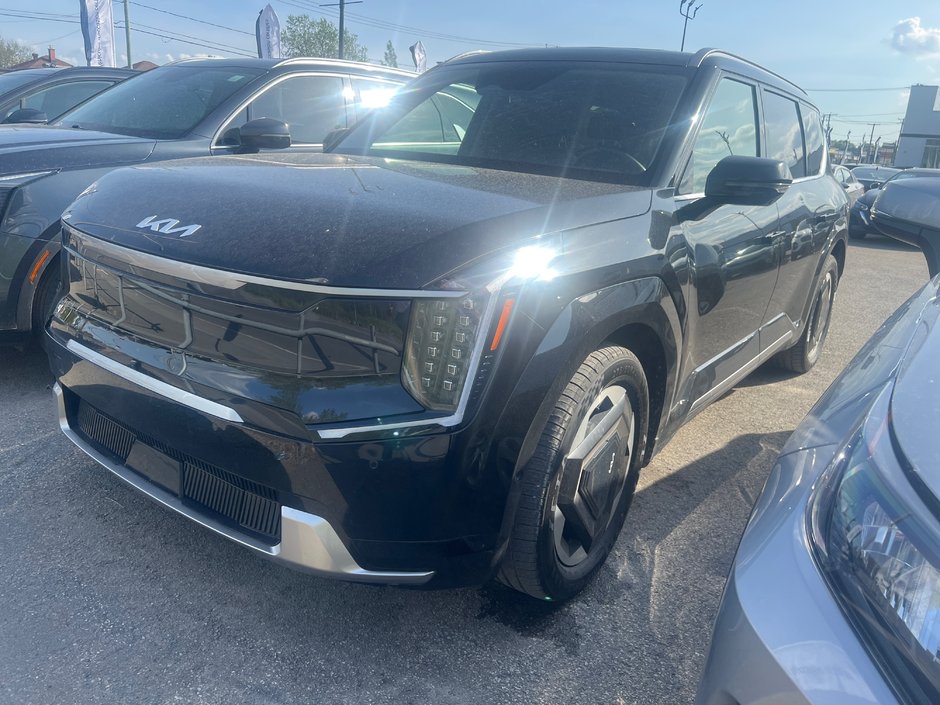 2025 Kia EV9 Premium in Montréal, Quebec