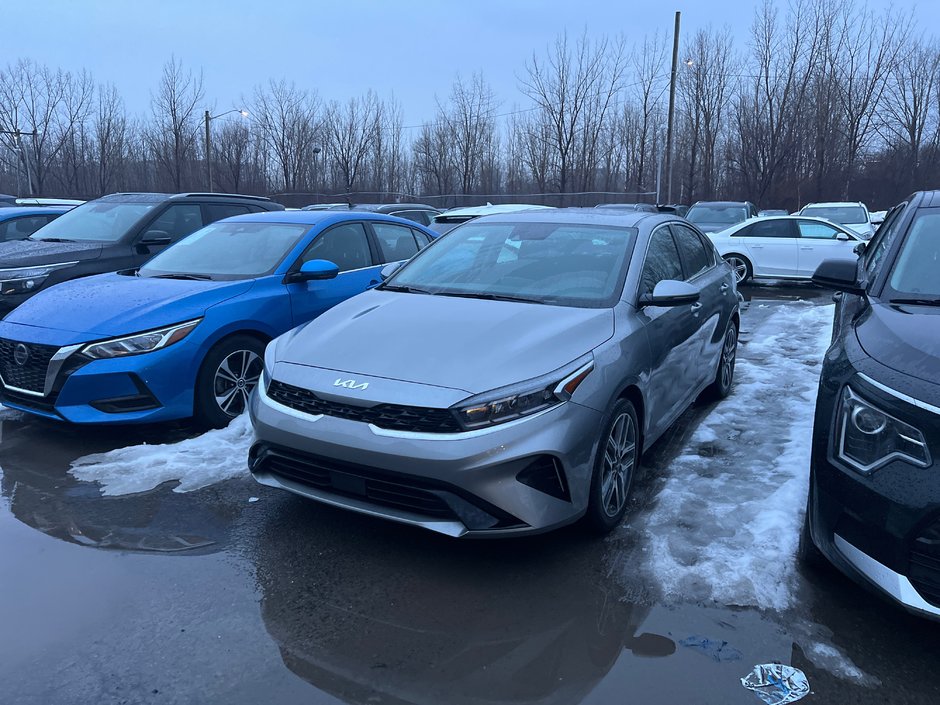 2023 Kia Forte EX Premium in Montréal, Quebec