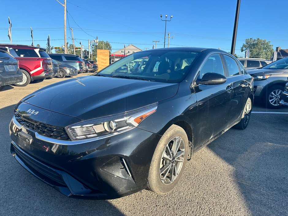 2024 Kia Forte EX in Montréal, Quebec