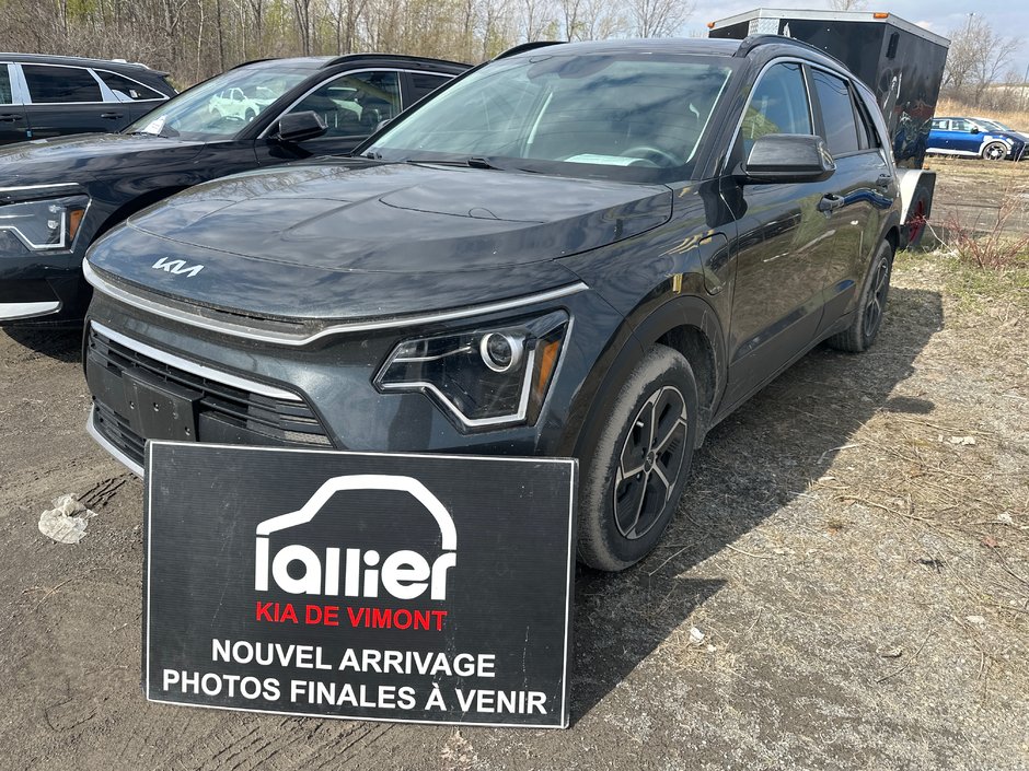 Kia Niro Plug-In Hybrid EX 2024 à Montréal, Québec