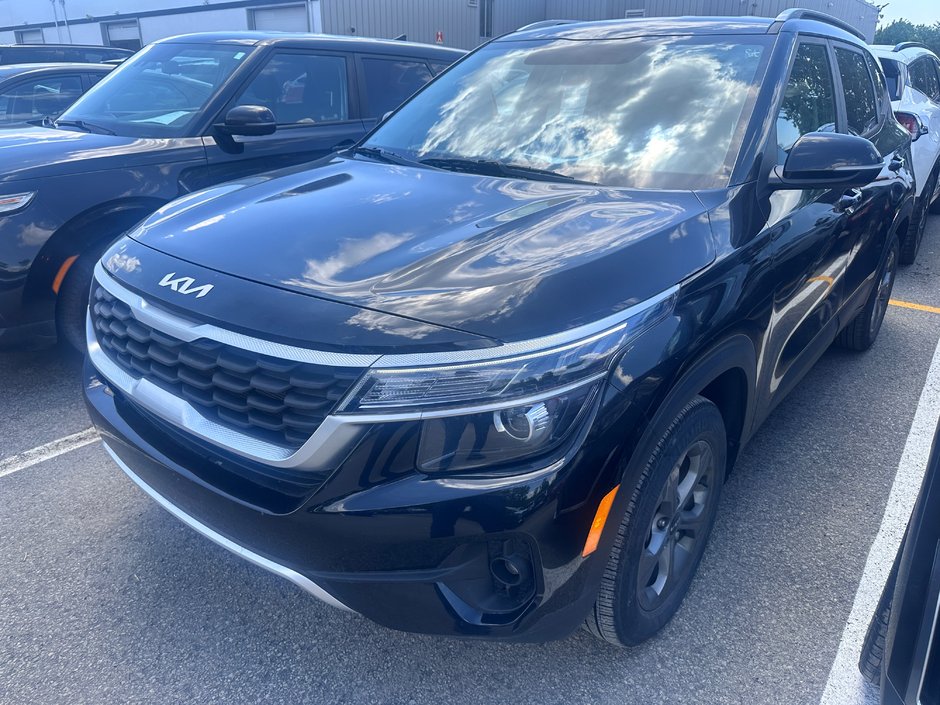 2022 Kia Seltos LX in Montréal, Quebec