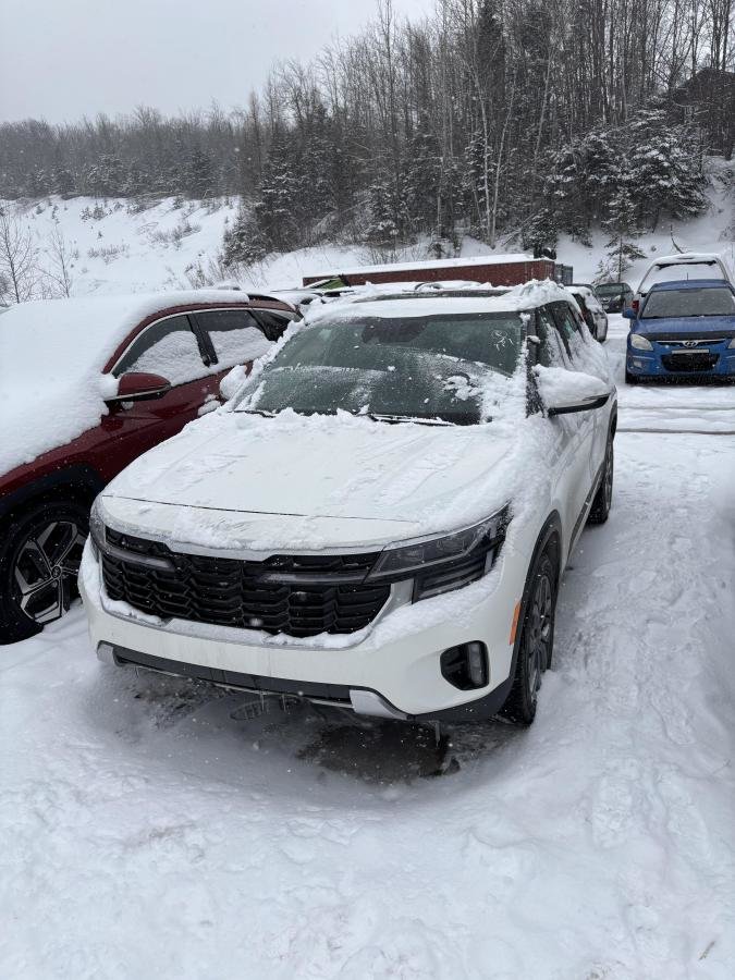 2025 Kia Seltos EX Traction Intégral **JAMAIS ACCIDENTÉ+GARANTIE 10 ANS/ 200 000KM** TOIT OUVRANT+CUIR** in Montréal, Quebec