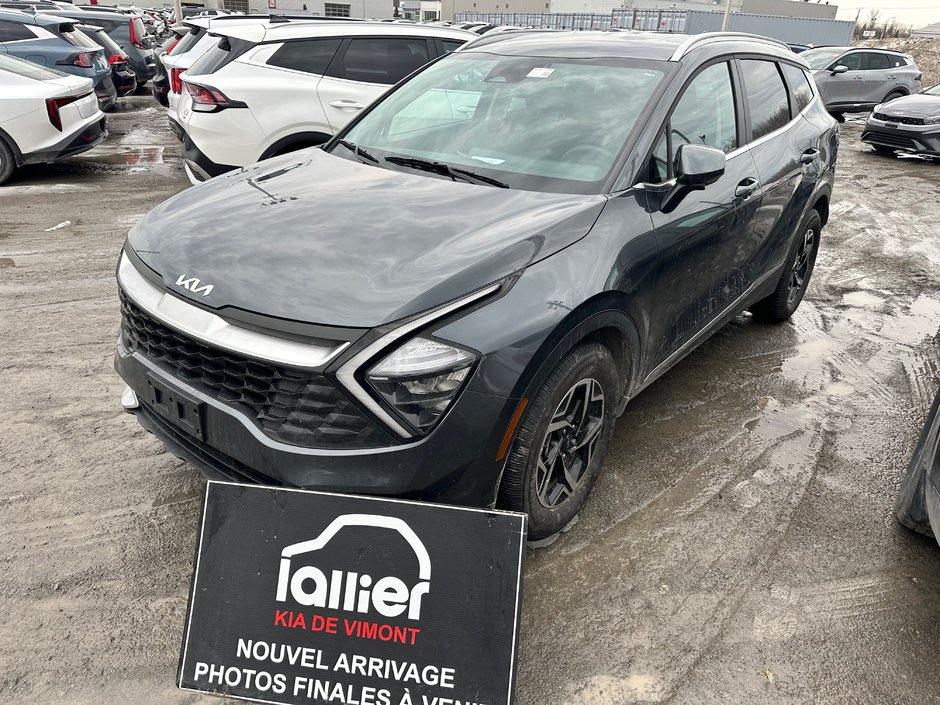 2024 Kia Sportage LX in Montréal, Quebec